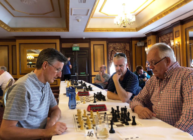 Grant and Richard warming up for the rapidplay.